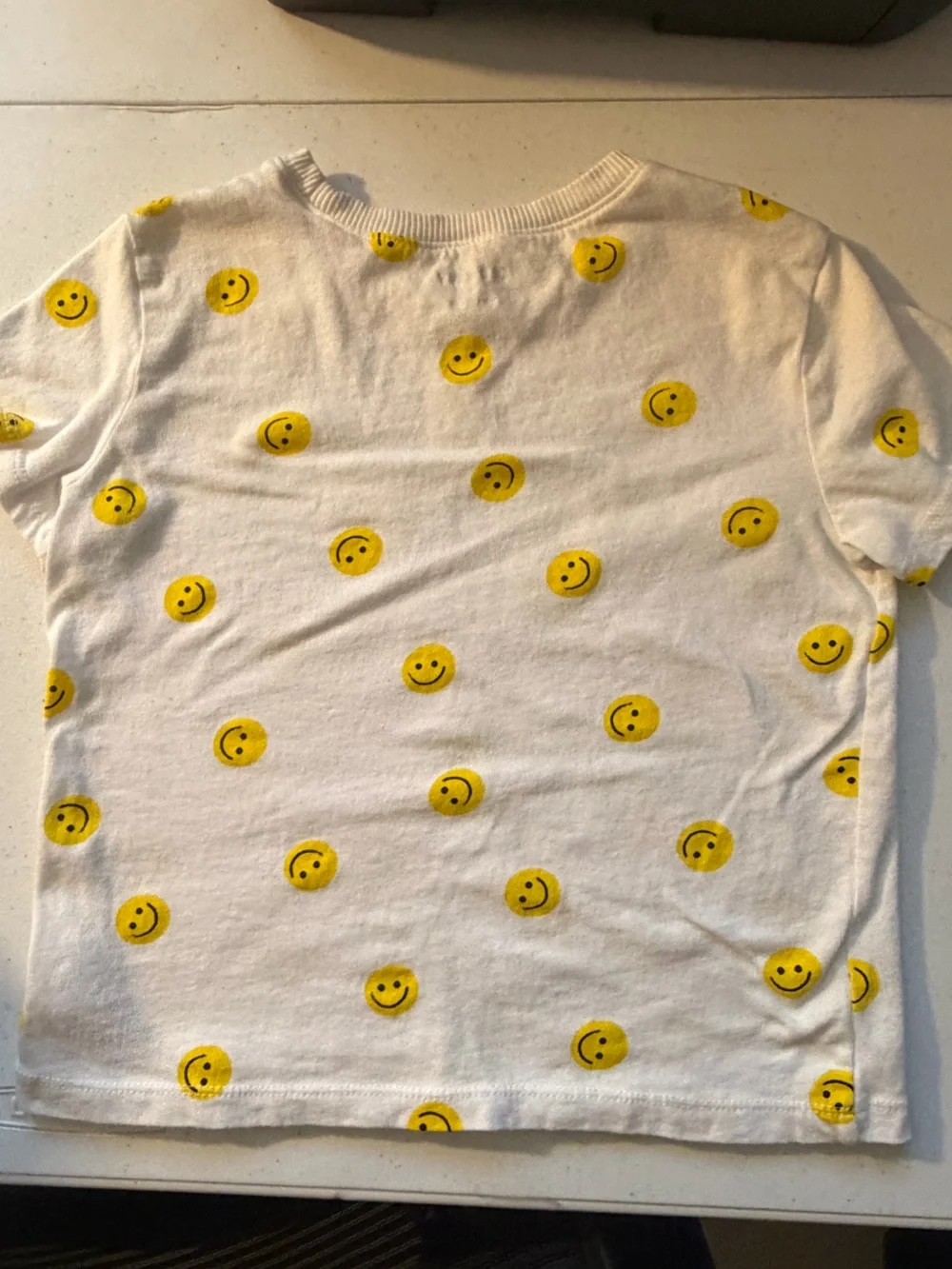 Old Navy smiley face kids T-shirt 5T